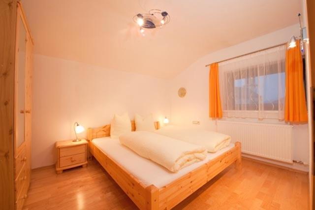 Pension Kristall Neustift im Stubaital Zimmer foto
